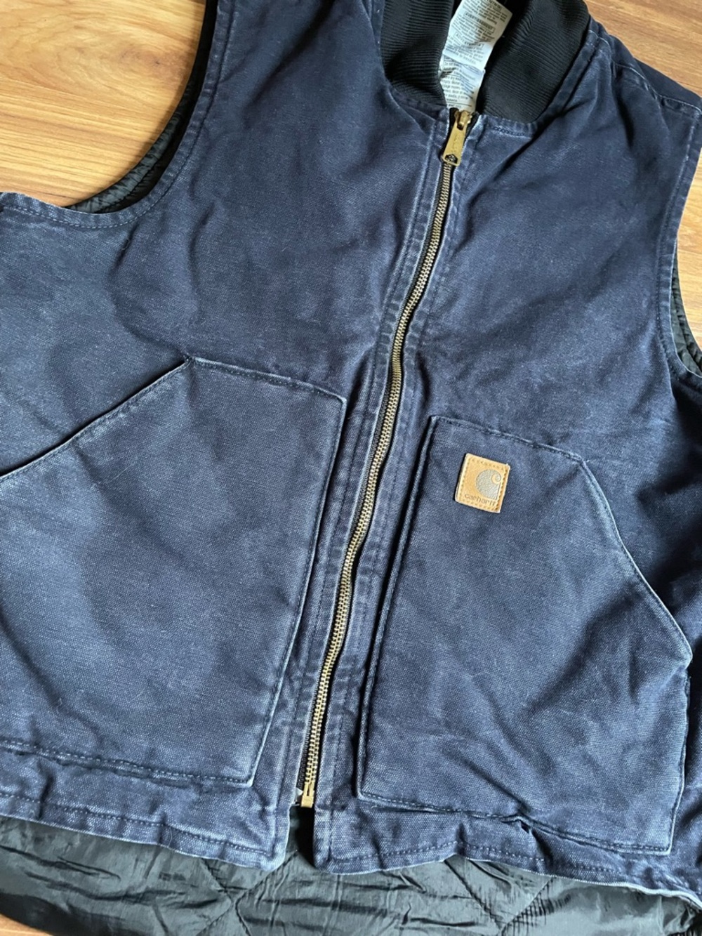 Carhartt Navy Duck Canvas Insulated Work Vest Zip Front Quilted Lined Men’s M - Picture 2 of 6